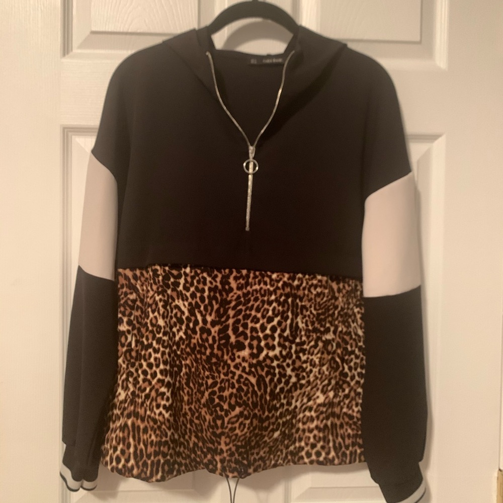 Zara Hoodie Pullover
